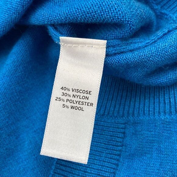 Galette Blue V-Neck Sweater size Medium - Picture 5 of 7